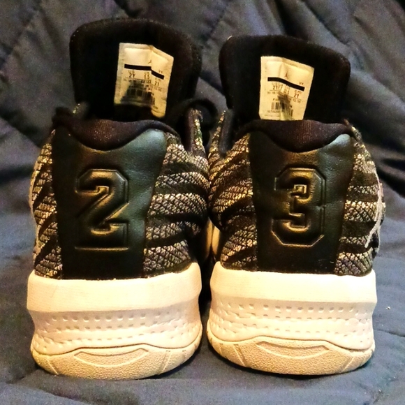 Jordan Bfly Black - Picture 4 of 7